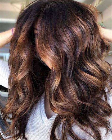 Color Ideas For Long Hair, Ideas For Long Hair, Winter Hair Colors, Rambut Brunette, Chocolate Brown Hair Color, Chocolate Hair, Fall Hair Color For Brunettes, Hair Color Light Brown, Caramel Highlights