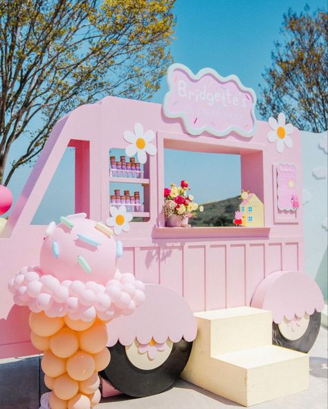 Ice Cream Exhibition Booth Design, Ice Cream Truck Backdrop, Cardboard Box Ice Cream Truck, Candy Shop Theme Party, Ice Cream Sundae Birthday Party, Ice Cream Trunk Or Treat Ideas, Ice Cream Cart Ideas, Candy Shop Aesthetic, Ice Cream Shop Party