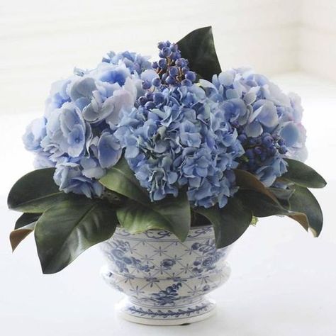 3 Faux Floral stems to add blue to a space #fauxflowers #fauxfloral #navy #blue #arrangement #hydrangea #berry #magnolia Endless Summer Hydrangea, Hydrangea Arrangements, Faux Hydrangea, Green Hydrangea, Blue And White Vase, Hydrangea Purple, Magnolia Leaves, Rose Arrangements, White Vase