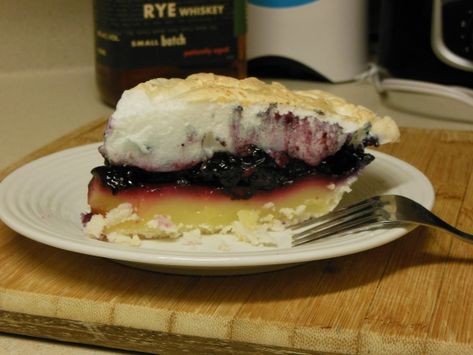 Lemon Blueberry Meringue Pie | The Dusty Thanes Blueberry Meringue, Blueberry Custard Pie, Meringue Pie Recipes, New Years Eve Dinner, Dessert Recipies, Delicious Magazine, Lemon Meringue Pie, Delicious Donuts, Meringue Pie