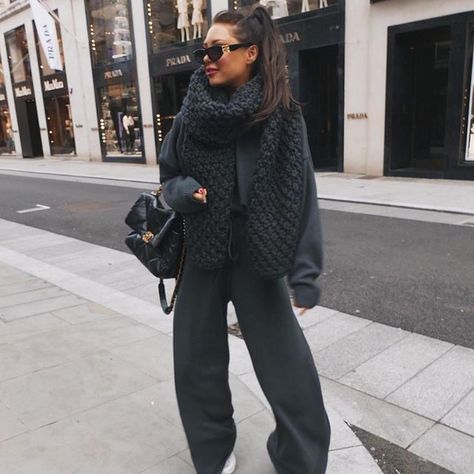 Lindsay Worsham (@lindsaynworsham) • Instagram photos and videos Lorna Luxe, Winter Scarf, Chanel Bag, Chanel, Log In, Log, Instagram Photos, Outfit Inspo, Pants