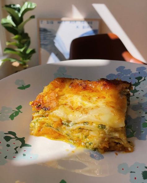 Pumpkin Lasagna with Burnt Butter & Sage Pumpkin Sage Lasagna, Sage Lasagna, Dinner Party With Friends, Pesto Lasagna, Burnt Butter, Pumpkin Lasagna, Lasagne Sheets, Sage Butter, Cosy Autumn