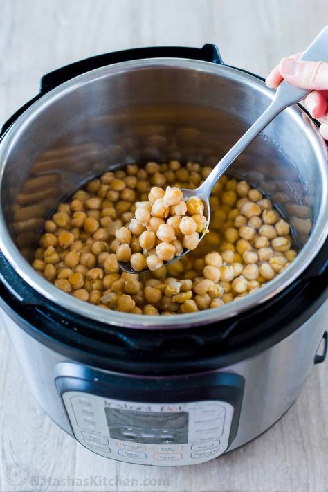 Instant Pot Chickpeas (No Soaking Required) Pressure Cooker Chickpeas, Instant Pot Chickpeas, Cooking Garbanzo Beans, Cooking Dried Beans, Spiced Chickpeas, Dry Chickpeas, Dry Beans, Homemade Hummus, Chickpea Recipes