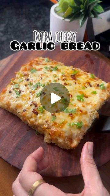 🧑‍🍳 S e C r E T  C H e F 🇮🇳 on Instagram: "Extra cheesy garlic bread

✅save the recipe and try it later

✅Recipe details:
✅garlic butter: take 15-20 garlic cloves in a pan and add some oil , fry then until golden brown
Transfer this into a blender by adding 2-3 tbsp of butter ,chilli flakes and oregano
Blend it coarsely

Now take pav ladi and cut it from the middle
Apply yetey garlic butter generously and top it up with some mozzarella cheese
Airfry it for 6-7 minutes until the cheese gets completely melted
Now spread some chilli oil and sprinkle some fresh coriander
Cut it into pieces and enjoy !

#garlicbread #garlicbreadrecipe #cheesegarlicbread #garlicbutter #cheeseparatha" Garlic Butter For Bread, Cheesy Garlic Bread Recipe, Pav Recipe, Spicy Snacks Recipes, Chilli Oil, Garlic Cheese Bread, Smoothie Recipes Healthy Breakfast, Garlic Bread Recipe, Cheesy Garlic Bread