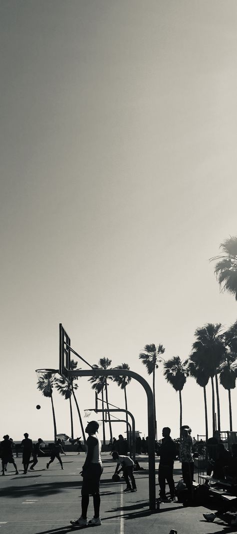 Venice Beach Tattoo, Vintage Basketball Wallpaper, Beach Basketball Court, Basketball Court Wallpaper, Basketball Court Aesthetic, Venice Beach Basketball, Beach Basketball, Basketball Tattoos, Beach Tattoos