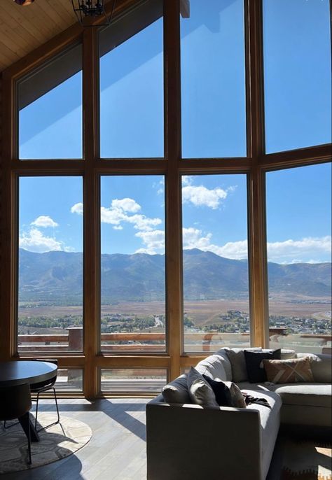 Utah travel views mountains rural skyline Utah House Aesthetic, Utah Astetic, Utah Houses, Utah Living, Wyoming House, Midway Utah, Utah House, Utah Summer, Utah Homes