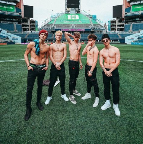 why dont we shirtless Why Don't We Memes, Why Dont We, Why Dont We Imagines, Why Dont We Band, Johnny Orlando, Jonah Marais, Zach Herron, Why Dont We Boys, Jack Avery