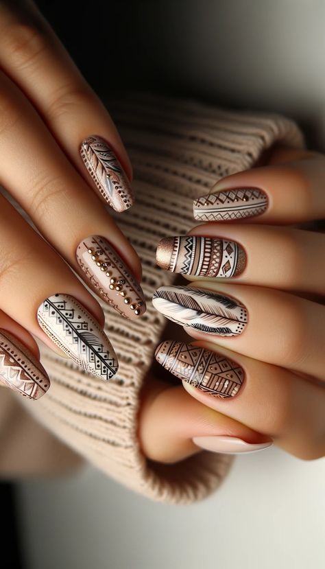 Foil Nails Designs, Bohemian Nails, Mandala Nails, Boho Nails, Unghie Nail Art, Look Boho Chic, Beauty Nails Design, Holiday Nail, Nail Art Designs Diy