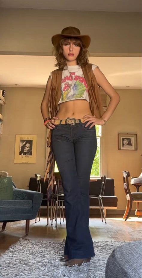 70s | fit inspo | cowgirl Outfits For The Rodeo For Women, Gay Cowgirl Outfit, Boho Cowgirl Outfits, Vintage Cowgirl Aesthetic Outfits, Butch Cowgirl, Alt Cowgirl Outfits, Hippie Cowgirl Outfits, 70s Cowgirl Aesthetic, 70s Country Fashion