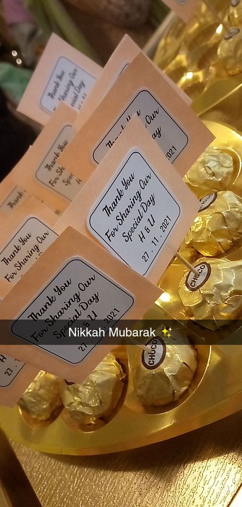 Nikkah snap Nikkah Snaps, Fake Nikkah Snaps, Nikkah Ideas, Snapchat Streak, Snap Streak, Pen Design, Best Poses For Pictures, Fashion Design Dress, Fine Jewelery