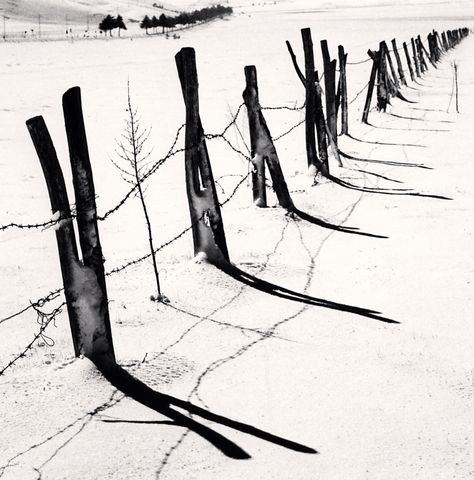 Michael Kenna, Abruzzo Italy, Western Life, Black And White Landscape, Snow And Ice, Bw Photo, Horse Tack, Christmas Watercolor, Watercolour Painting