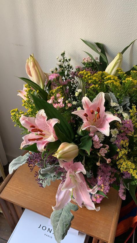 Boquette Flowers, Nothing But Flowers, Flower Therapy, Beautiful Bouquet Of Flowers, Beautiful Bouquet, Love Flowers, My Flower, Pretty Flowers, Group Chat