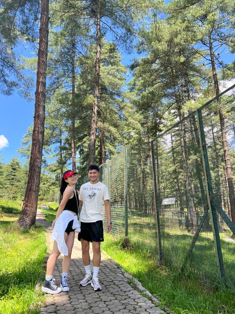 Thimphu Takin Zoo - couple fun date love Zoo Date Couple, Zoo Date, Zoo Pictures, Dates Ideas, Couple Fun, Zoo Photos, Pics Inspo, Summer 24