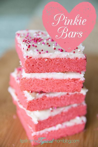 Sugar cookie bars with a touch of pink for Valentine's Day. Perfect Valentine's day dessert. Bars With Cream Cheese Frosting, Bars With Cream Cheese, Valentines Recipes Desserts, Strawberry Mousse, Low Carb Cheesecake, Sugar Cookie Bars, Valentine Desserts, Valentines Day Desserts, Valentines Day Food