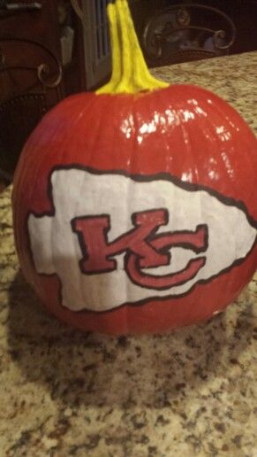 Kansas City Chiefs pumpkin #kcchiefs Kansas City Chiefs Pumpkin, Chiefs Pumpkin, November Crafts, Halloween Pumpkins Painted, Fall Fest, Football Birthday, Pumpkin Ideas, Small Pumpkins, Pumpkin Decor