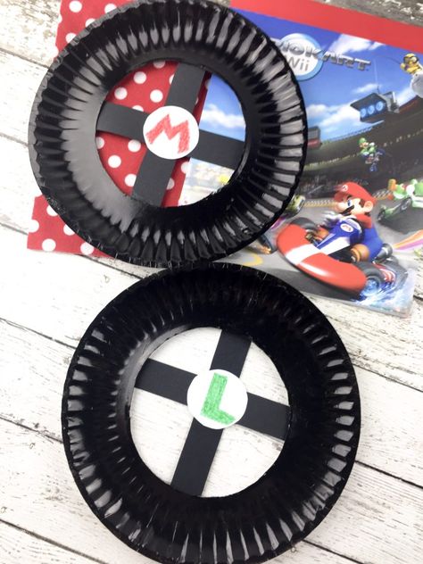 Mario Kart Paper Plate Craft Mario Preschool Activities, Mario Kart Activities, Mario Kart Crafts, Mario Craft Ideas, Mario Arts And Crafts, Mario Activities For Kids, Mario Crafts For Kids, Mario Activities, Nintendo Crafts