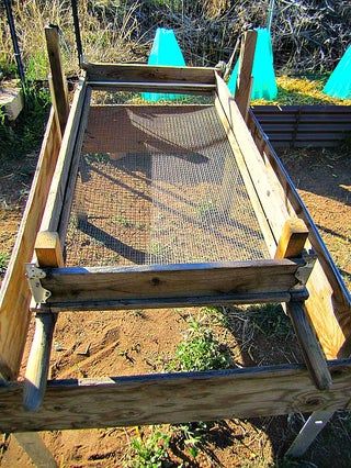 How to Make a Dirt Sifter : 3 Steps (with Pictures) - Instructables Dirt Sifter, Soil Sifter, Making Raised Beds, Diy Compost, Easy Backyard, Garden Compost, Garden Tool Set, Building Material, Garden Hand Tools