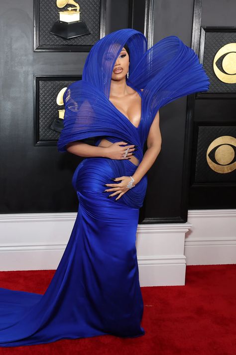 Cardi B Grammys, The Grammys 2023, Blue Couture, Grammys 2023, 2023 Red Carpet, Dress Birthday Party, Gaurav Gupta, Dramatic Fashion, The Grammys