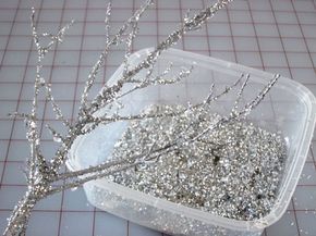 Do It Yourself Decoration, Winter Decorations Diy, Christmas Tree Branches, Decorating Videos, Wedding Crafts Diy, Navidad Diy, Wedding Centerpieces Diy, Diy Centerpieces, Winter Diy