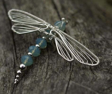 Wire Dragonfly, Beaded Dragonfly, Wire Wrap Jewelry, Wrap Jewelry, Wire Work Jewelry, Work Jewelry, Wire Crafts, Bijoux Diy, Beads And Wire