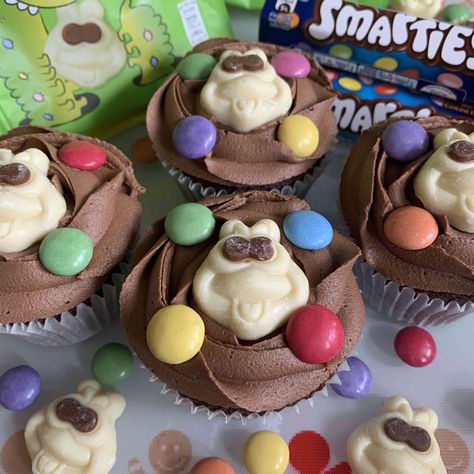 Caterpillar Cupcakes, Colin The Caterpillar Cake, Colin The Caterpillar, Caterpillar Cake, Moving To London, Caterpillar Party, Percy Pig, British Lifestyle, Chocolate Fan