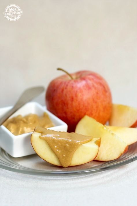 One of our most favorite healthy snacks my kids love - apple slices with almond butter! Eating Before Running, Spicy Fried Chicken, Cooking Challenge, Post Workout Snacks, Workout Snacks, School Age, Apple Slices, Almond Butter, Diet Tips