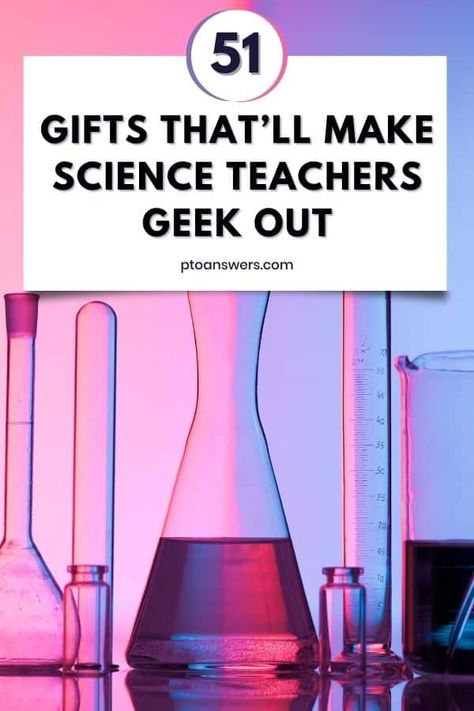 Look no further for fabulous holiday or end of the school year gift ideas for science teachers and professors. Celebrate your science and STEM educators with one of these great presents to thank them for their dedication to your school and students. Great ideas for Teacher Appreciation Week too! Ideas For Teacher Appreciation Week, Physics Lessons, Science Teacher Gifts, Chemistry Experiments, Science Teacher, Teacher Appreciation Week, Geek Out, Great Ideas, The School