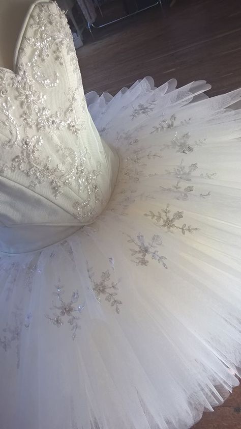 Nutcracker Ballet Costumes Snow Queen, Snow Queen Ballet Costume, Snow Queen Nutcracker, Snow Queen Ballet, Nutcracker Ballet Costumes, Snow Costume, Dance Costumes Ballet, Nutcracker Costumes, Nutcracker Ballet