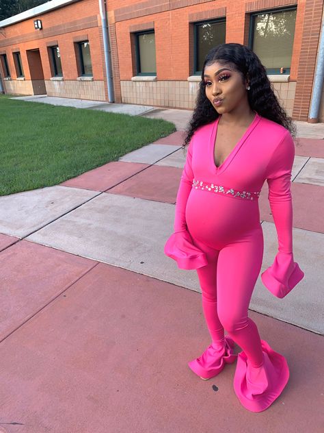 Preggo Fashion Black Women, Pregnant Birthday Outfit, Pregnant Black Women Outfits, Gender Reveal Outfit For Mom Black Women, Pregnant Women Outfits Black Women, Cute Pregnancy Outfits Black Women, Pink Maternity Photoshoot Black Women, Gender Reveal Outfit, Gender Reveal Outfits