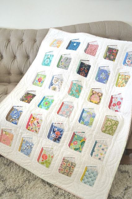 In my last post, I shared a Tall Tale Quilt with light gray background made with modern fabric choices. I had the image in my head of how i... Patchwork Quilt Patterns, How To Finish A Quilt, Book Quilt, Scrappy Quilts, Quilting Tips, Quilting Crafts, Scrap Quilts, Machine Quilting, Quilt Inspiration