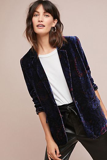 Velvet Blazer Outfit, Blazer Outfits For Women, Winter Typ, Blazer Outfit, Boho Chic Outfits, Velvet Blazer, Summer Chic, Velvet Fashion, Velvet Jacket