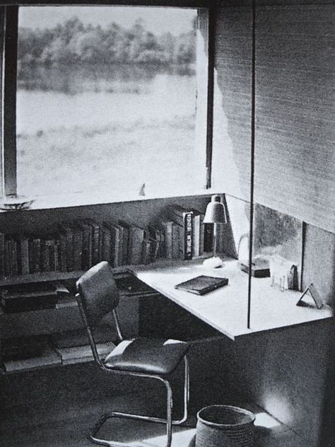 I swear I would never procrastinate if I could have this workspace:  icancauseaconstellation:  the architecture of black mountain college Library Installation, Period Interiors, Black Mountain College, Architecture School, Central Building, Study Nook, Community Living, Office Area, House Bedrooms