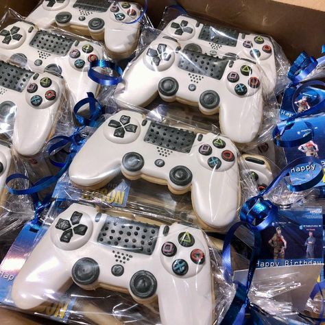 Cookievonster on Instagram: “Try taking away their #ps4  controller or these PS4 controller #decoratedcookies off their hands, both impossible! 🎮 #cookiesofinstagram…” Ps5 Birthday Party Ideas, Playstation Party Ideas, Playstation Cookies, Play Station Party Ideas, Playstation Birthday Party Ideas, Gamers Party Ideas, Video Game Birthday Party Decorations, Playstation Party, Playstation Cake