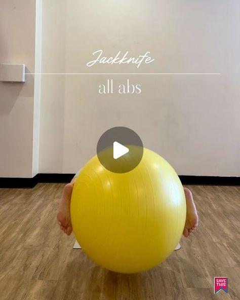 Pilates Flow, Pilates Matwork, Bosu Workout, Stability Ball Exercises, Pilates At Home, Pilates Routine, Swiss Ball, Exercise Ball, Yoga Ball