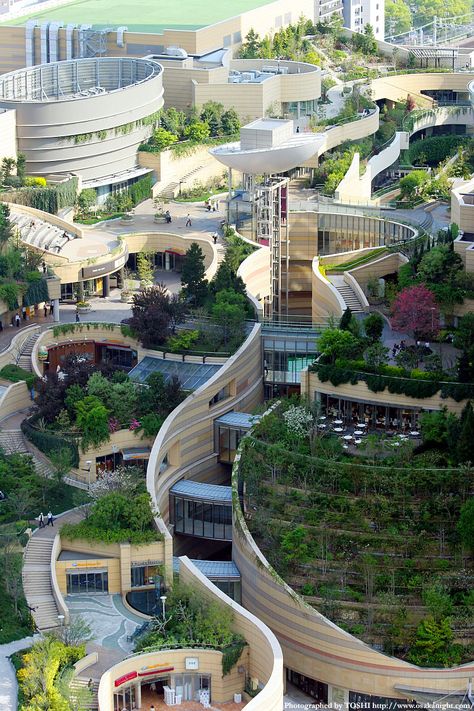 Namba Parks, Villa Architecture, Architecture Cool, Japan Landscape, Green Architecture, Urban Architecture, Green City, Osaka Japan, Futuristic Architecture