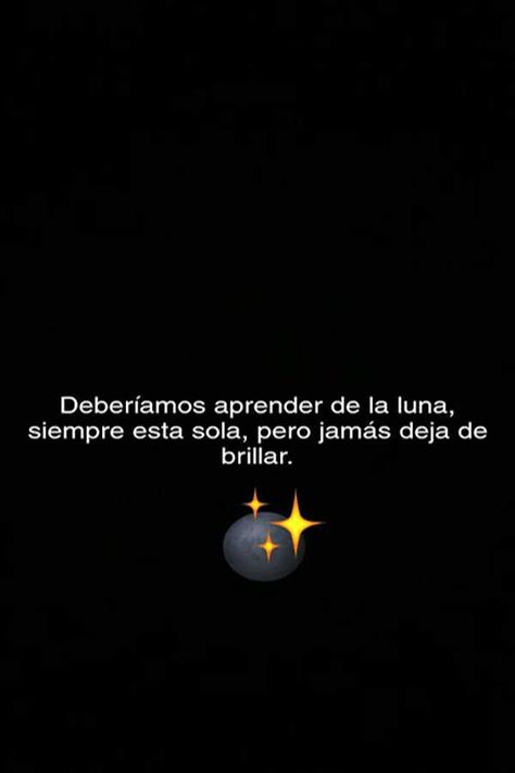 Fotos En Julia Leticia Flores In Spanish, The Words, The Moon, Moon, Stars, White, Black