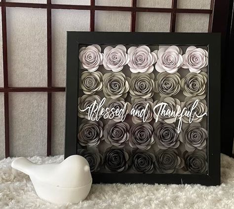 Cardstock Flowers, Personalized Shadow Box, Rolled Paper Flowers, Flower Shadow Box, Diy Mothers Day Gifts, Mother's Day Diy, Hand Roll, Shadow Boxes, Vinyl Lettering