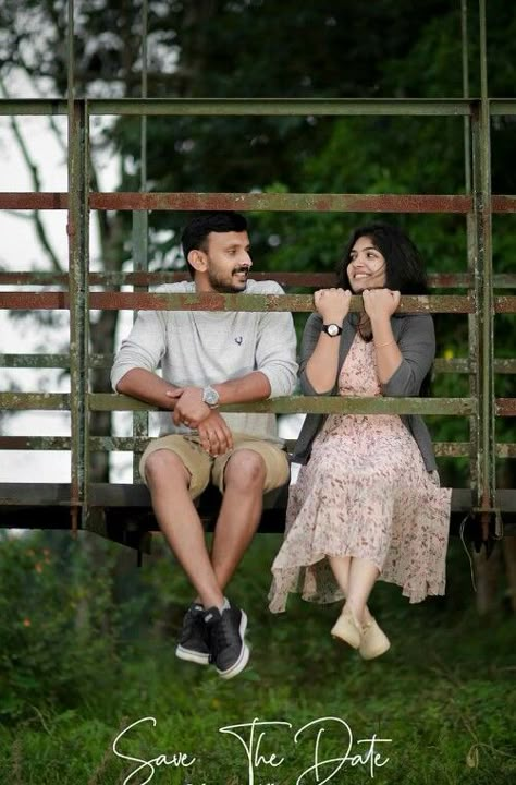 Prewedding Outfit Ideas Casual Indian, Couple Poses For Pictures Casual, Hugs Pictures, Pre Wedding Photoshoot Beach, Pre Wedding Photoshoot Props, Pre Wedding Photoshoot Outfit, Wedding Photoshoot Props, Pre Wedding Photoshoot Outdoor, Indian Wedding Couple Photography