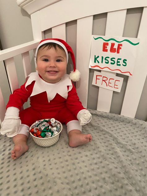 Newborn Elf On The Shelf Pictures, Infant Elf On The Shelf Pictures, Elf On The Shelf Baby Photoshoot, Baby Elf On The Shelf Ideas, Baby Elf On The Shelf Pictures, Elf On The Shelf Pictures, Baby Elf On The Shelf, Baby Ellie, Christmas Baby Pictures