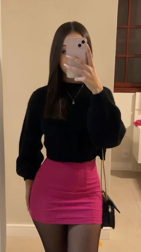 Skirt Pink Outfit, Outfit Buchifresa, Outfits Fresas, Outfits Frio, Latina Fashion Outfits, Looks Party, Causual Outfits, Pink Skirt, Cute Everyday Outfits