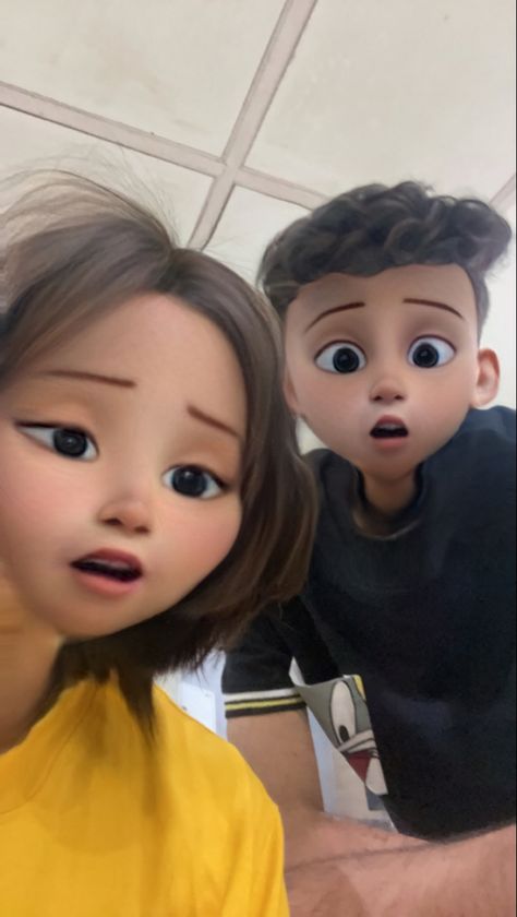 @reeshitd Cartoon Face Snap, Snapchat Couple Pics, Cartoon Face Couple Snap, Photo Profil Insta Original, Curly Hair Pictures, Snapchat Photos, Snap Dance, Siblings Goals, Aesthetic Cover