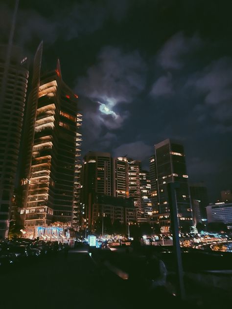 Beirut Lebanon Aesthetic, Beirut Aesthetic, Lebanon Aesthetic, Rain Vibes, Beirut Nightlife, Arab Vibes, At Night Aesthetic, Architecture Aesthetic, Asia Trip