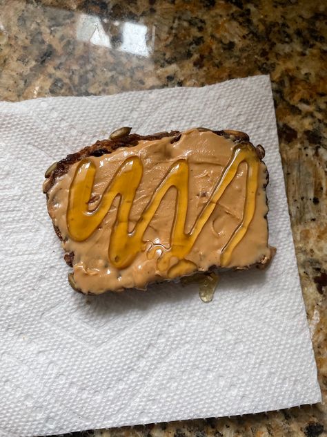 Peanut Butter Toast Healthy, Peanut Butter Honey Toast, Peanut Butter And Honey Toast, Peanut Butter Banana Cinnamon Toast, Peanut Butter Banana Honey Toast, Peanut Butter Banana Toast Aesthetic, Peanut Butter Toast, Honey Toast, Peanut Butter Honey