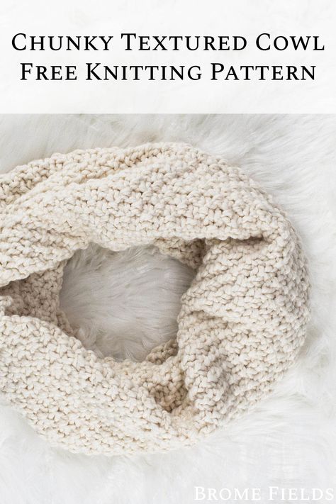 Chunky Moss Stitch Cowl Super Bulky Cowl Knit Pattern, Christmas Scarves, Cowl Patterns, Knitting Abbreviations, Chunky Knit Cowl, Knitted Cowl, Cowl Knitting, Knitted Scarves, Lion Brand Wool Ease