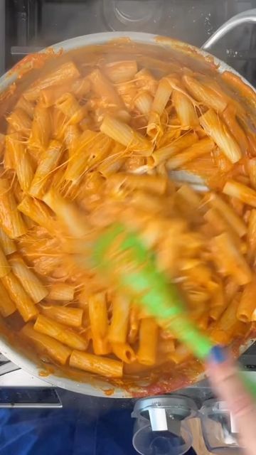 Danny Freeman on Instagram: "I call this a pink sauce, but I’m well aware it’s more of an orange color 😭 Its a cheesy, gooey sauce that combines tomato sauce, cream, Parmesan, and mozzarella! #pastalover #pastasauce #pasta" Pasta With Orange Sauce, Orange Sauce Pasta, Orange Pasta Sauce, Orange Pasta, Pink Sauce, Sauce Pasta, Orange Sauce, Cheesy Pasta, Tasty Recipes Videos