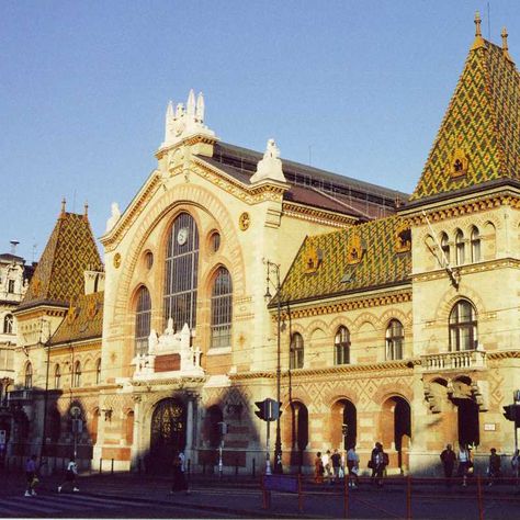 Central Market Hall Budapest, Budapest Market Hall, Budapest Vacation, Things To Do In Budapest, To Do In Budapest, Central Market, Travel App, Budapest Hungary, Travel Memories