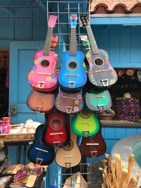 Mexican guitars Mexican Guitar Art, Mexican Ceramic Art, Mexican Music Aesthetic, Mexican Guitar, Mariachi Suit, Painted Guitar, Mexican Festival, Mexican Music, Cuban Music