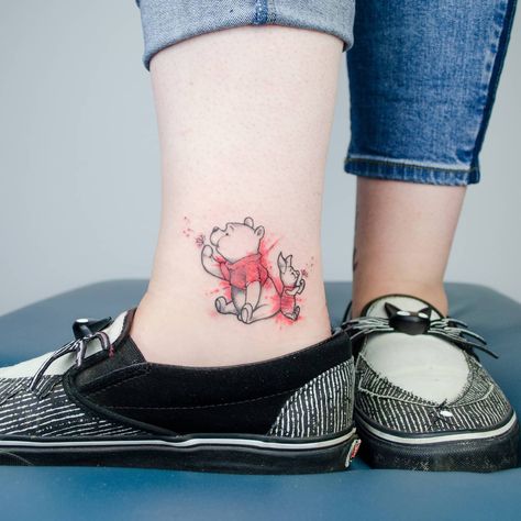 Winnie The Pooh And Piglet Tattoo, Pooh And Piglet Tattoo, Pooh Tattoo Ideas, Winnie The Pooh Tattoo Ideas, Piglet Tattoo, Winnie The Pooh Tattoo, Pooh Drawing, Pooh Tattoo, Winnie The Pooh Tattoos