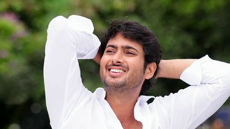 Uday Kiran Uday Kiran Hd Wallpapers, Uday Kiran, Mobile Wallpaper Android, Alcohol Party, Film Images, Wallpaper Android, Photo Poses For Couples, Couple Songs, Photos Hd