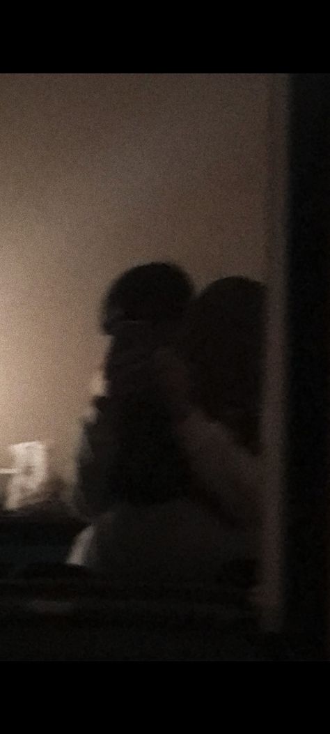 Hide Face Selfie Couple, Couples Hiding Face, Couple Goal No Face No Case, Cute Couple Pics No Face No Case, Mirror Selfie Couple Relationship Goals, Long Hair Boyfriend Couple, Cute Couples Goals Photos Hidden Face, Cute Couple Pics Mirror Spicy, Bf Pictures No Face